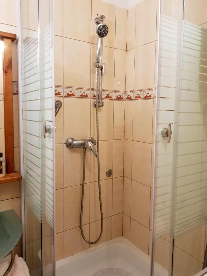 Rávágy Apartman Kecskemét Esterno foto