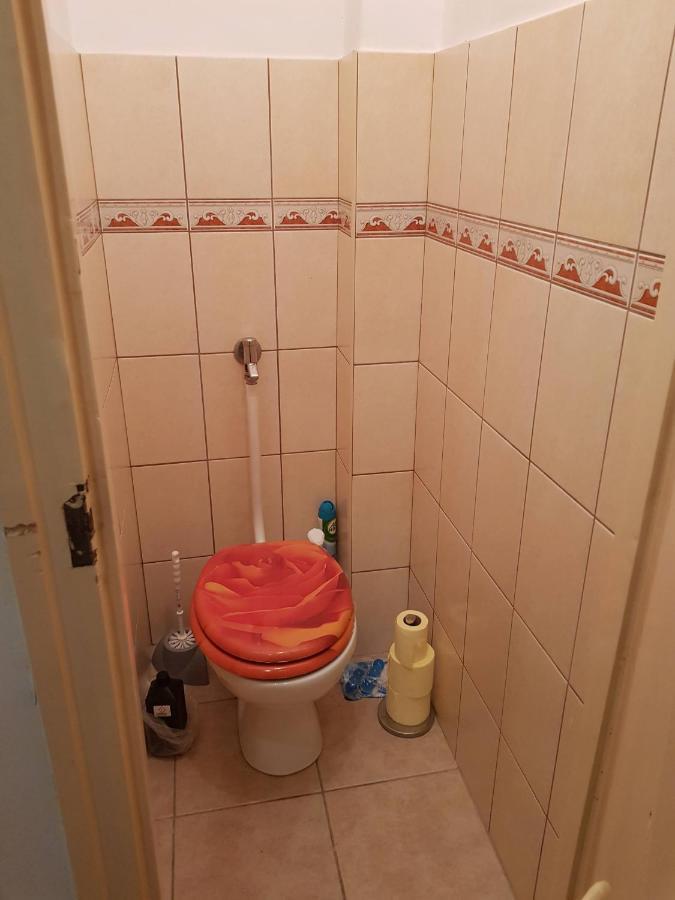 Rávágy Apartman Kecskemét Esterno foto