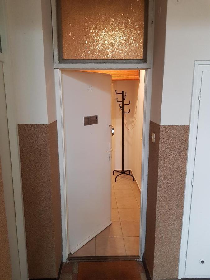 Rávágy Apartman Kecskemét Esterno foto